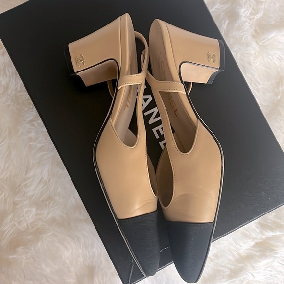 Authentic Chanel slingback small heels - Picture 6 of 11
